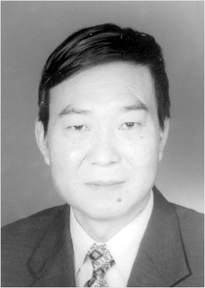 李發模 