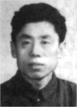 戚英發 