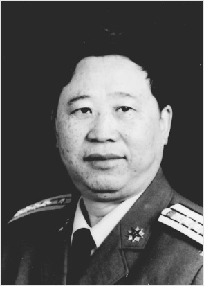張學法 