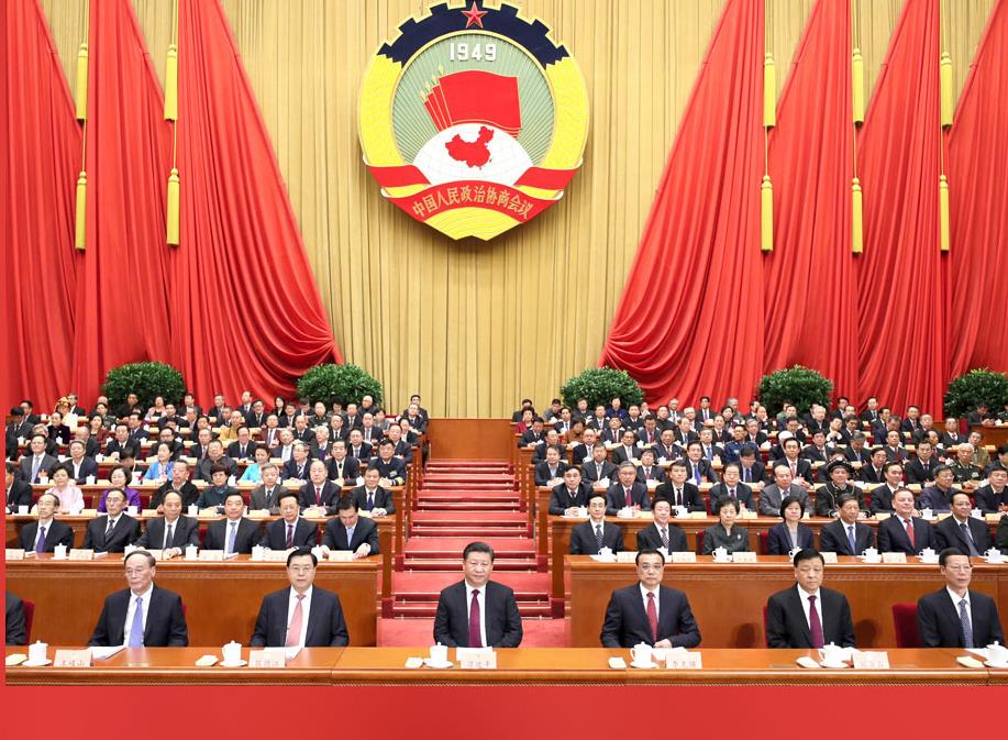 習近平、李克強、張德江、劉云山、王岐山、張高麗在主席臺就座