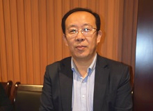 張吉宙：70年代和70年前的故事書寫童年，離不開回憶。當我試圖回憶童年的時候，發現童年依然是那個孩童的模樣。[詳細]