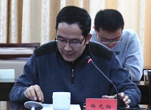 楊光祖：批評的言說方式和底線倫理作為從事文學批評近20年的文學評論者，我最想說的就是“感謝”。[詳細]