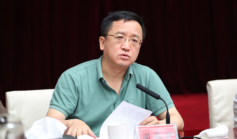 8月12日，評委會副主任閻晶明主持第六次全體會上作投票說明、宣布第五輪計票結果，公布10部提名作品