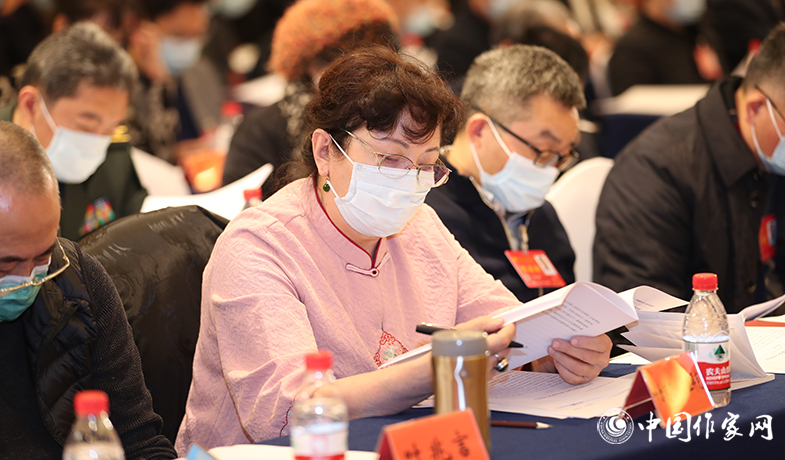 12月12日，中國作家協會第九屆全國委員會第六次全體會議在京舉行