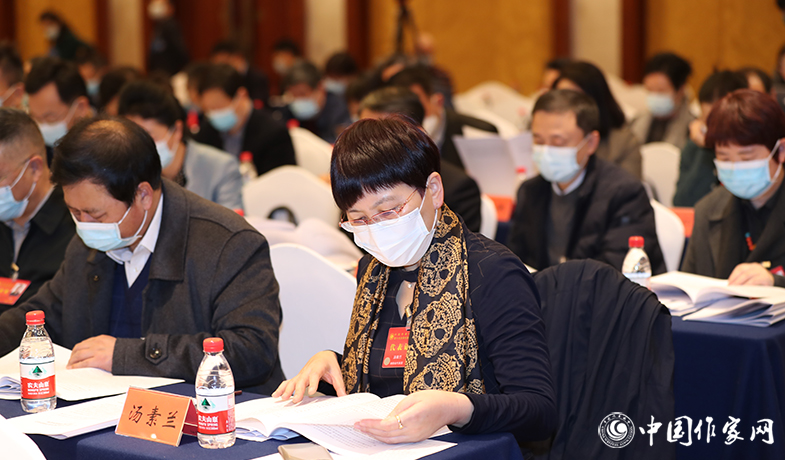 12月12日，中國作家協會第九屆全國委員會第六次全體會議在京舉行