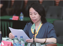 劉瓊：《講話》的立場、態度和文藝觀“為什么人的問題，是一個根本的問題，原則的問題”“必須明確地徹底地解決它”。[詳細]