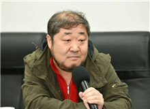 王春林：去傳奇化間諜敘事　　孫甘露的思想藝術(shù)轉(zhuǎn)換的跨度之大，足以令人咋舌。他長(zhǎng)期醞釀的如此一種巨變，直如乾坤大挪移一般，絕對(duì)稱得上精彩絕倫。[詳細(xì)]