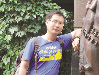 科幻作家，短篇小說《地下角斗場》《風蜃子》入選《驚奇物語》小說集。多篇科幻小說刊載于科幻故事空間站、小科幻APP和“蝌蚪五線譜”網站。