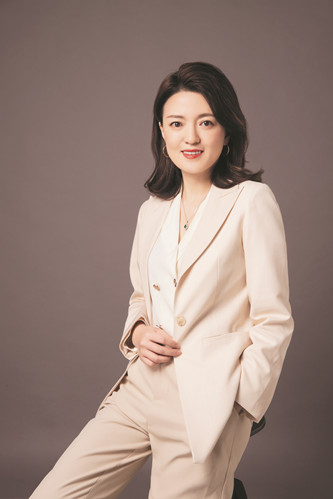 宋揚(yáng)：上海西岸大劇院總經(jīng)理，《大彗星》項(xiàng)目總制作人