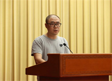 石一楓：文眼、文心、文采　　有了文眼、文心和文采，則會讓一個作家永遠保持青年寫作的活力。祝年輕的朋友永遠年輕，在文學攀登之路上的創新精神年輕……[詳細]