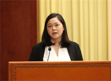 袁紹珊：交流與發展　　作為一位文化工作者，我在澳門從事文化工作超過16年，曾策劃、主編、編輯過百本書刊，包括澳門的年度文學作品選等……[詳細]