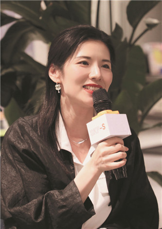 孫茜，編審，江蘇鳳凰文藝出版社副社長(zhǎng)，閱讀推廣人