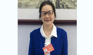 全國人大代表、重慶市作協原主席冉冉