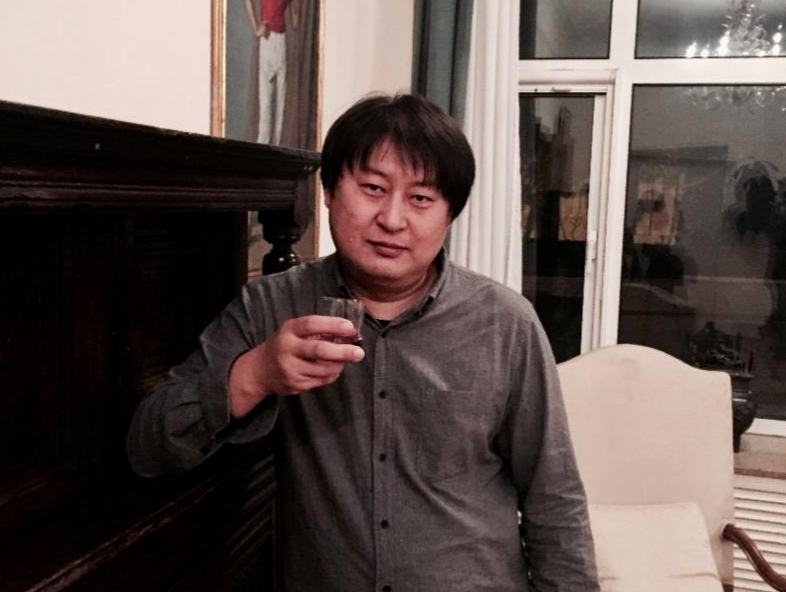 劉汀：逆旅行人，水中撈月