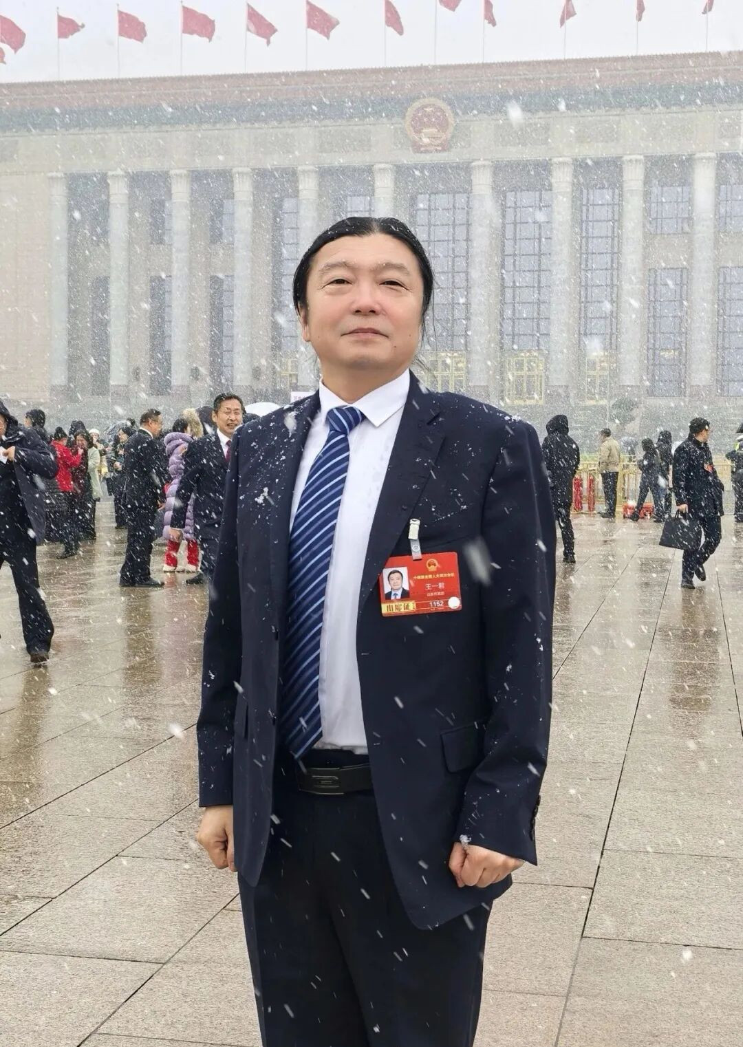 全國人大代表、山東省國瓷陶藝書畫院院長王一君