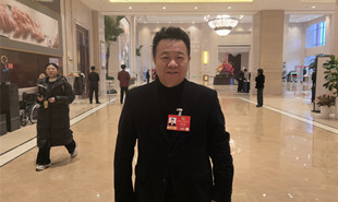全國政協常委、中國作協副主席邱華棟
